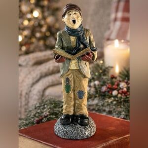 WINSOR COLLECTION Christmas Caroler Figurine 10” No Box
